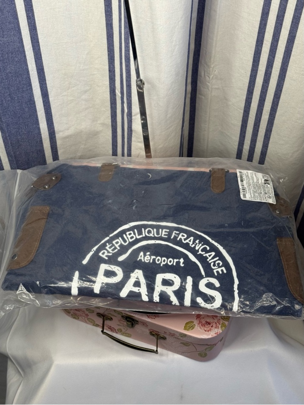 Paris Republique Large Canvas Stamped Messenger Bag with Vegan Leather Accents - Picture 8 of 11